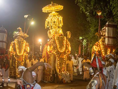 Dialog Continues Patronage of Kelani Duruthu Maha Perahera for the 8th Year